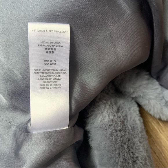 Free People Faux fur Button front Jacket Medium - Picture 6 of 16